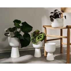 Ruukku valkoinen jalallinen S korkea